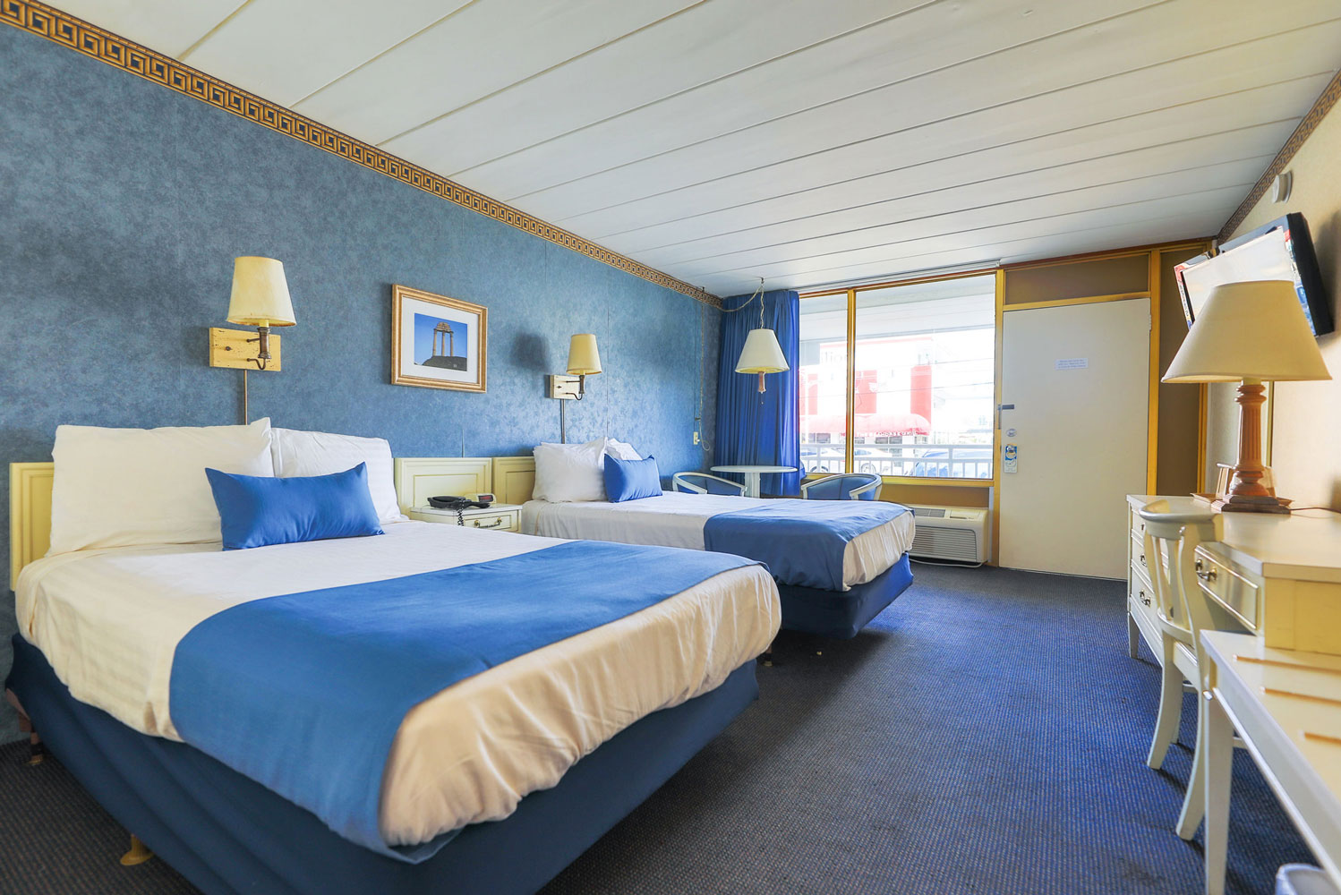 Premium_Two_Double_beds_Balcony