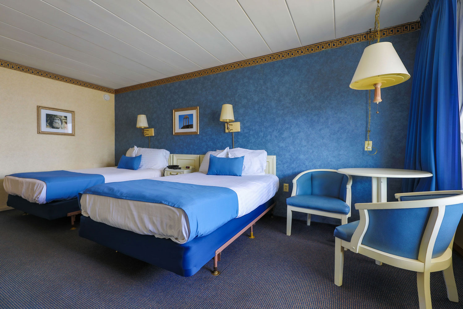 Premium_Two_Double_beds_Balcony
